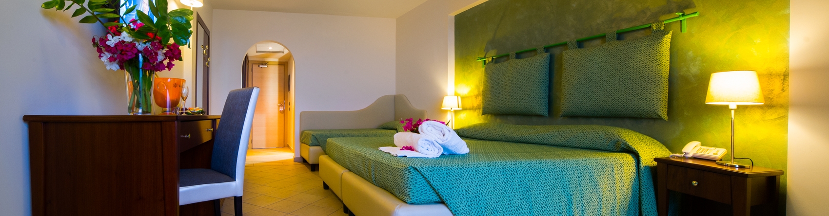 L'Hotel ELIHOTEL dispone di 70 camere curate nei minimi dettagli